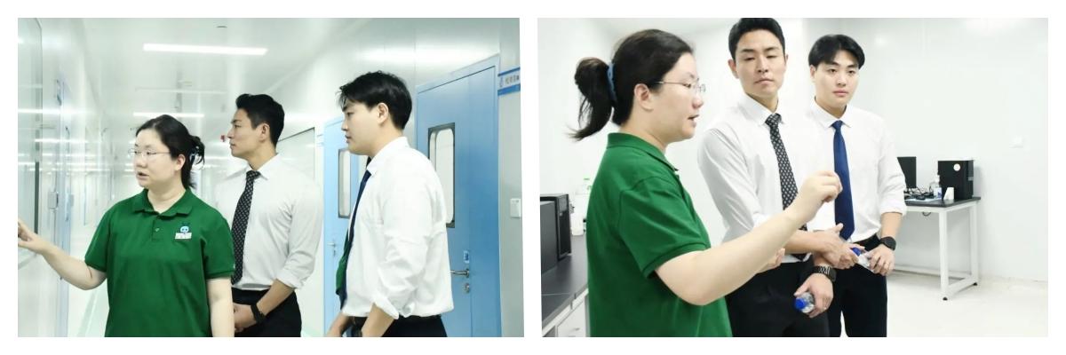 海外客戶走進(jìn)普健生物實驗研發(fā)基地，為一站式蛋白抗體開發(fā)平臺點贊